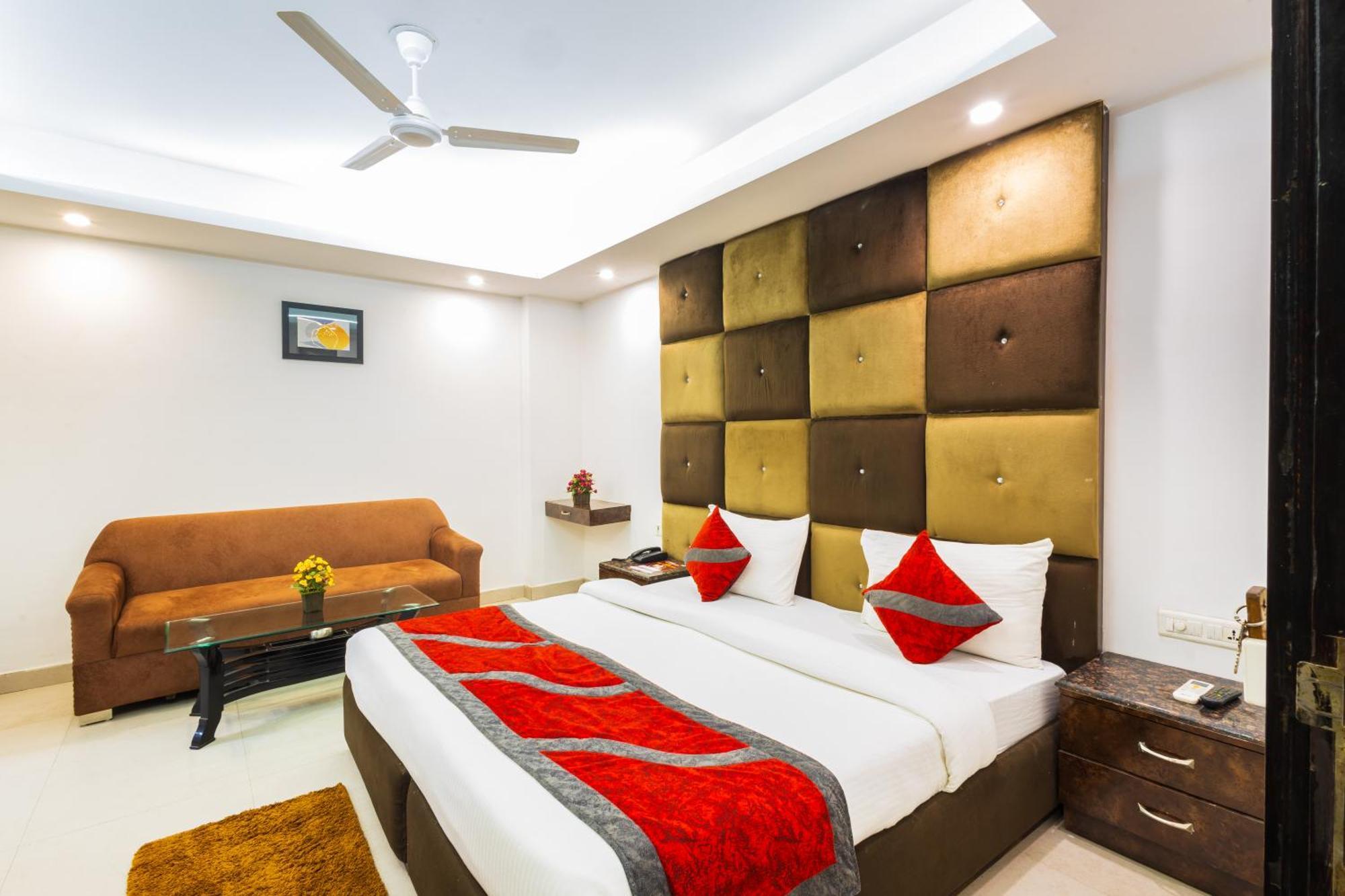 Hotel The Gold Inn - Karol Bagh Delhi Экстерьер фото