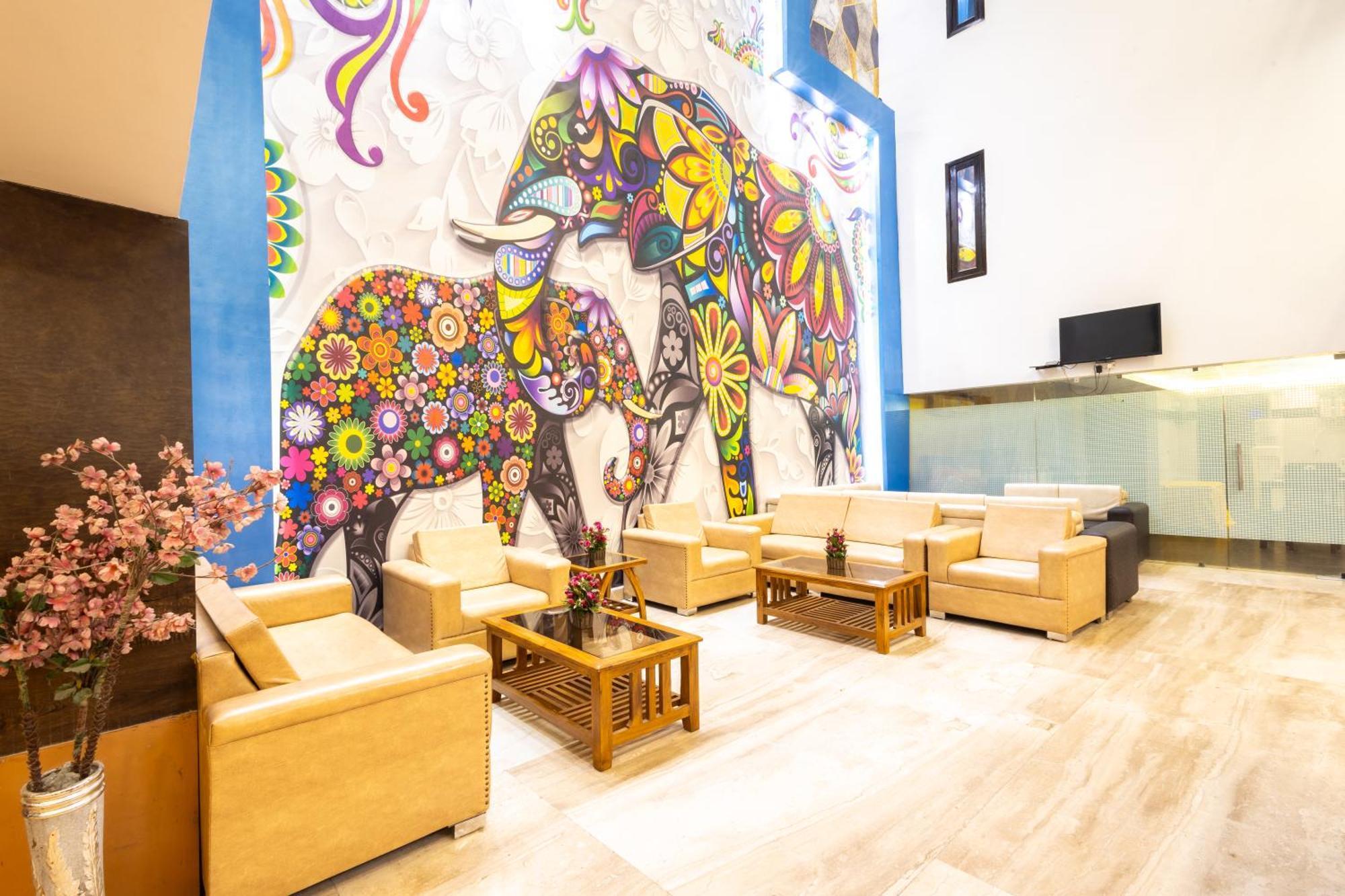 Hotel The Gold Inn - Karol Bagh Delhi Экстерьер фото